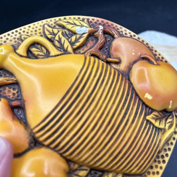 Chalkware Fruit and Vase Wall Hangers 1967 Miller Studios, Pair (2) - Picture 7 of 9